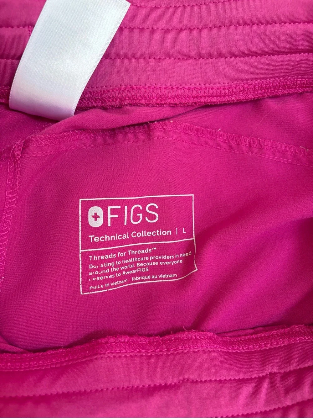 FIGS Women's Scrub Set in Raspberry